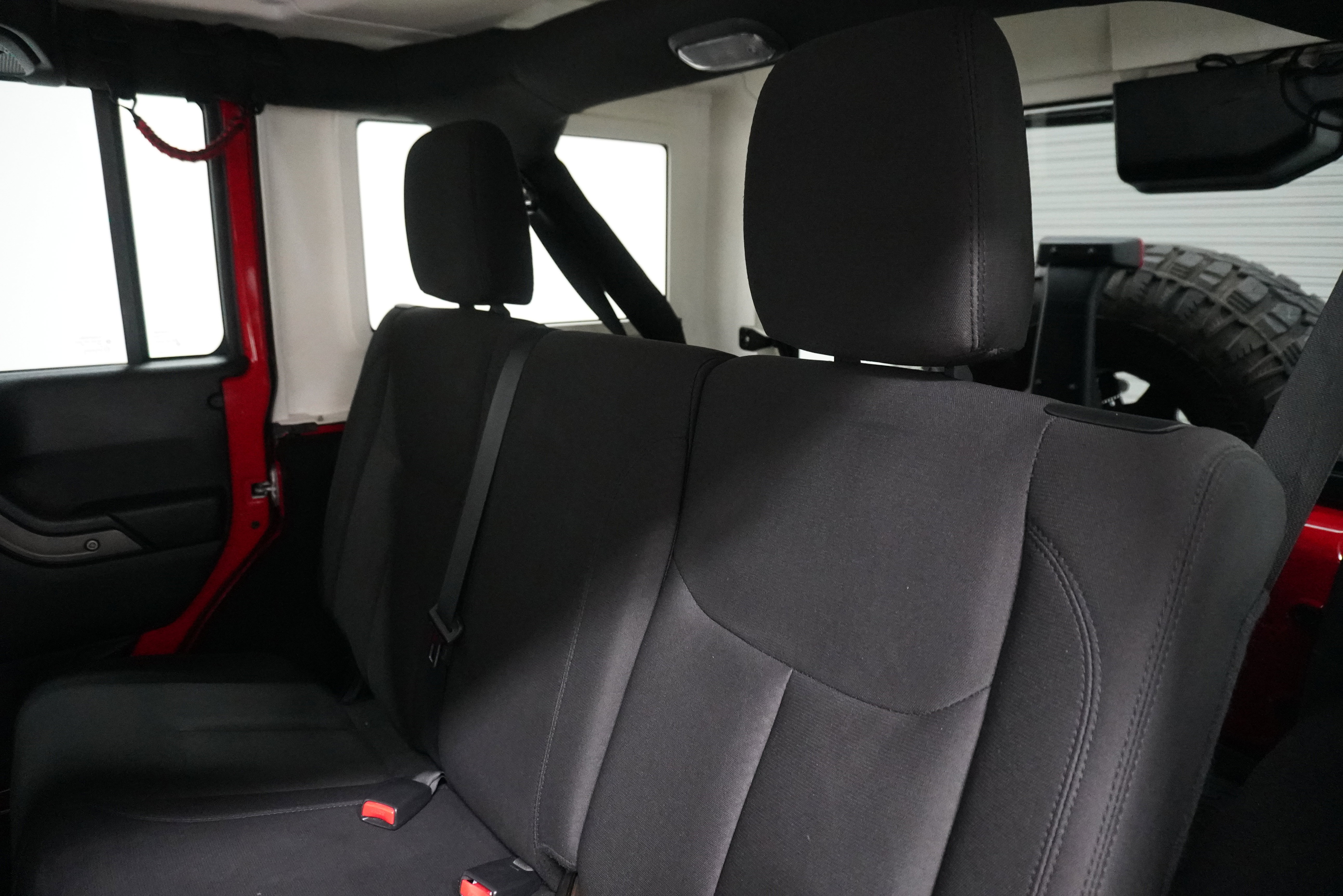 Used 2018 Jeep Wrangler Unlimited Sport S image 14