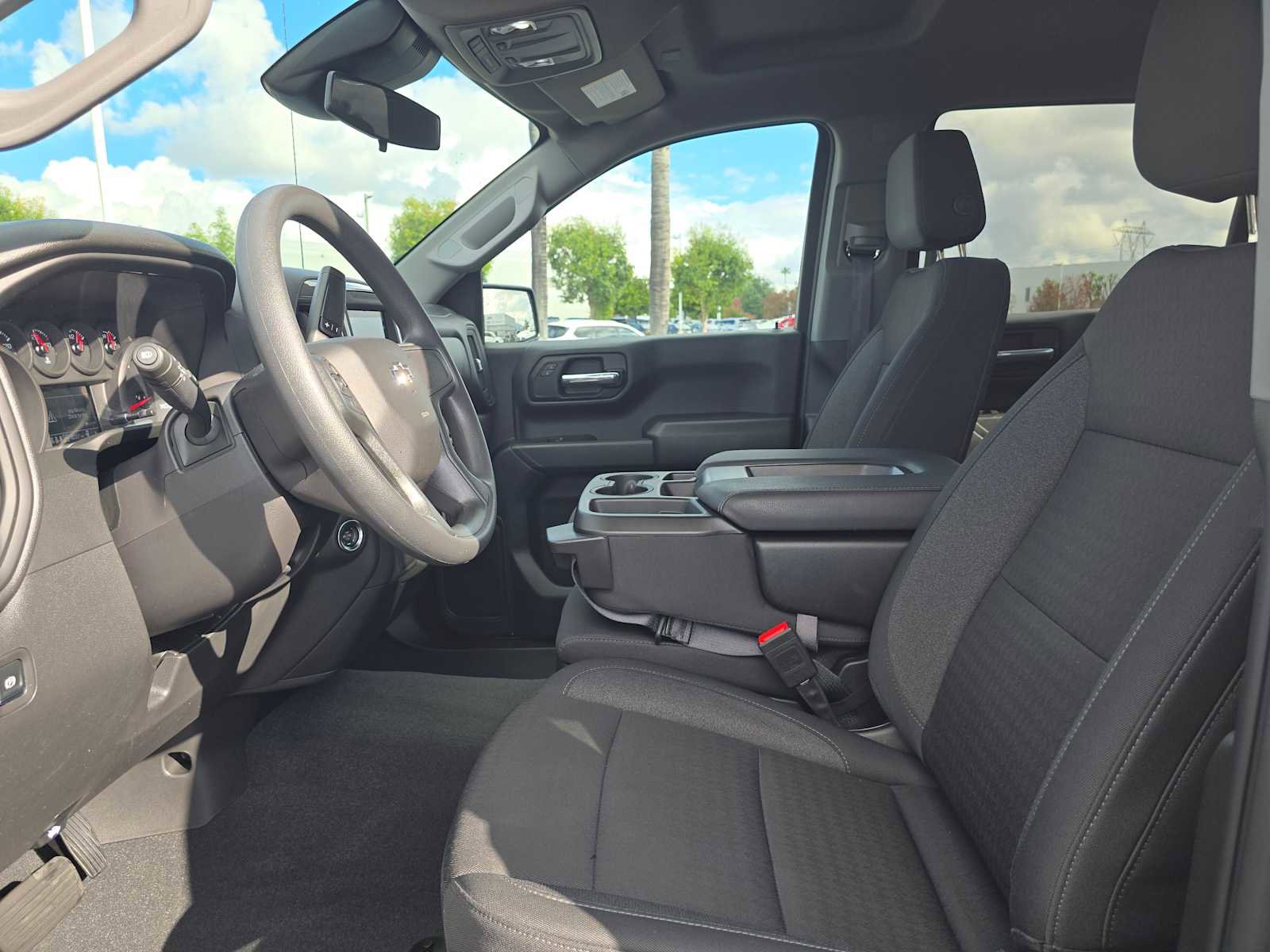 Used 2025 Chevrolet Silverado 1500 Custom Trail Boss w/ Turbomax Blackout Package image 22