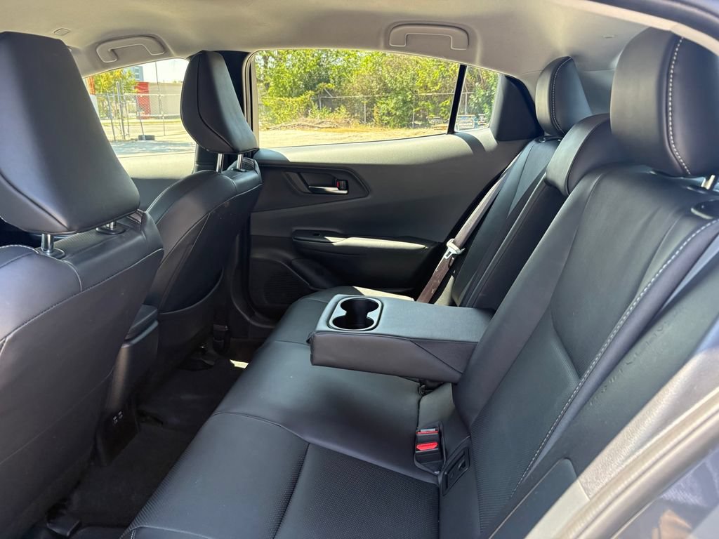 Used 2024 Toyota Prius XLE FWD image 14