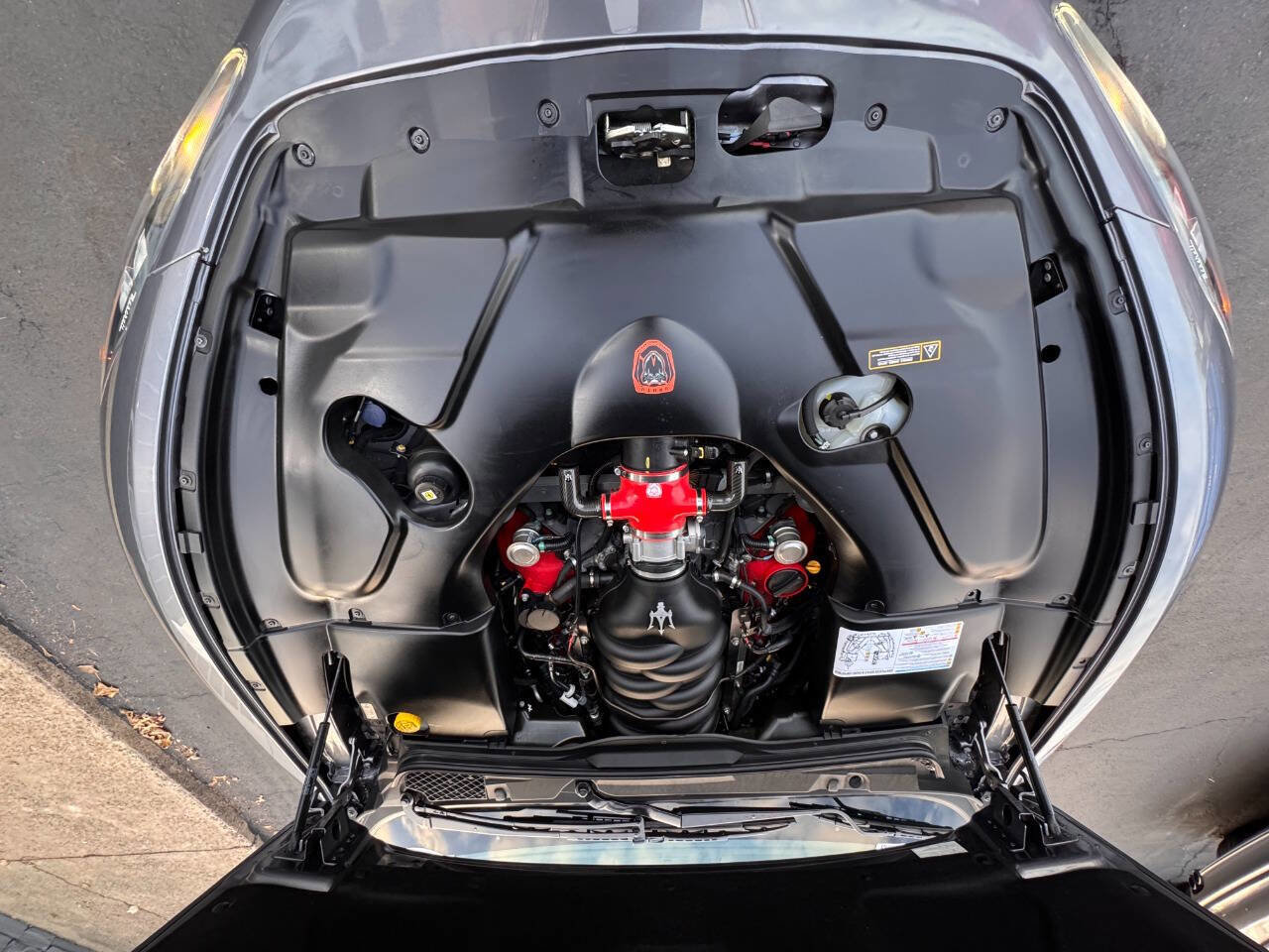 Used 2014 Maserati GranTurismo Sport image 32