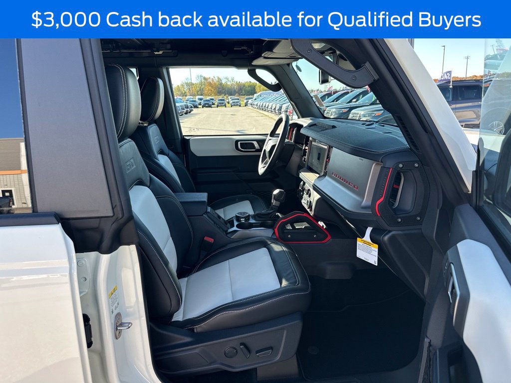 New 2026 Ford Bronco Outer Banks w/ Sasquatch Package AWD/4WD image 23
