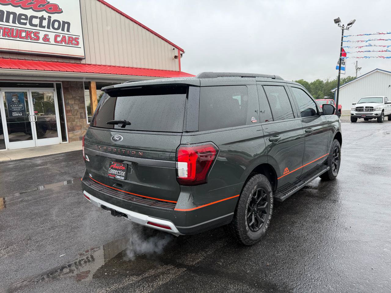 Used 2022 Ford Expedition Timberline AWD/4WD image 4