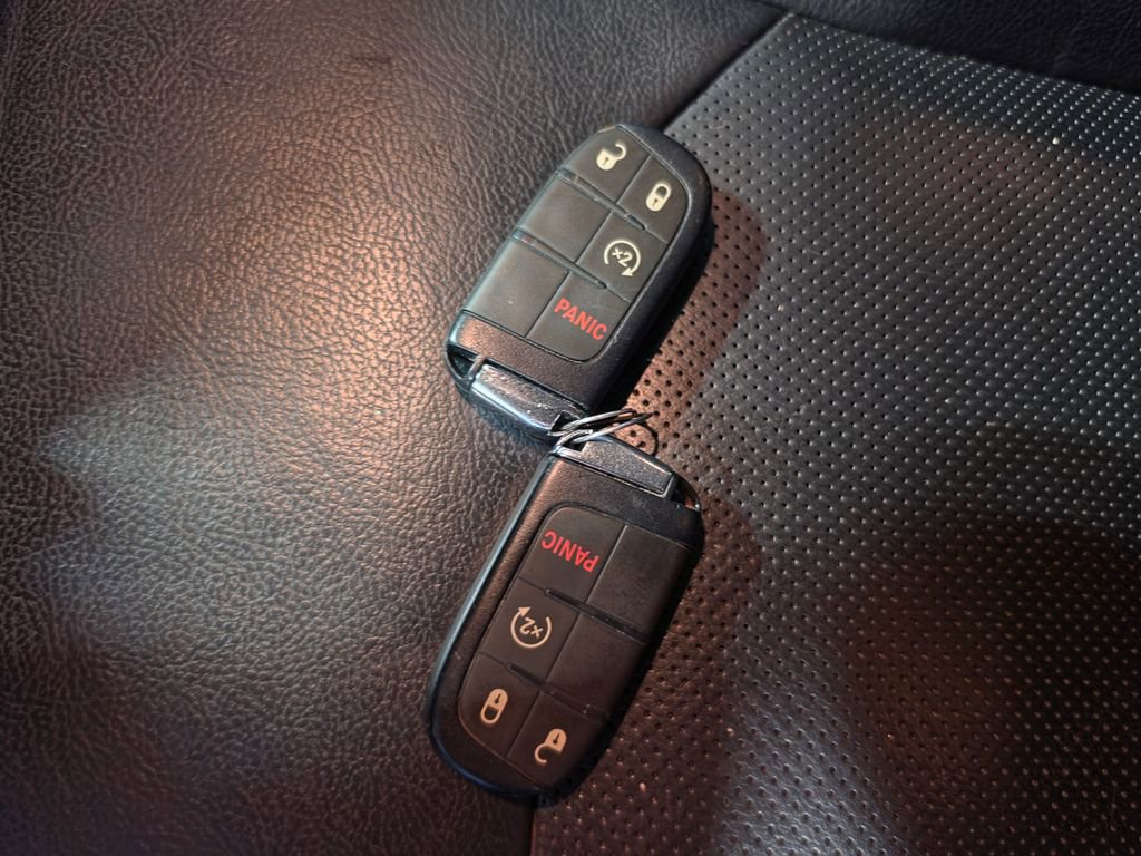 Used 2020 Jeep Compass Limited AWD/4WD image 10