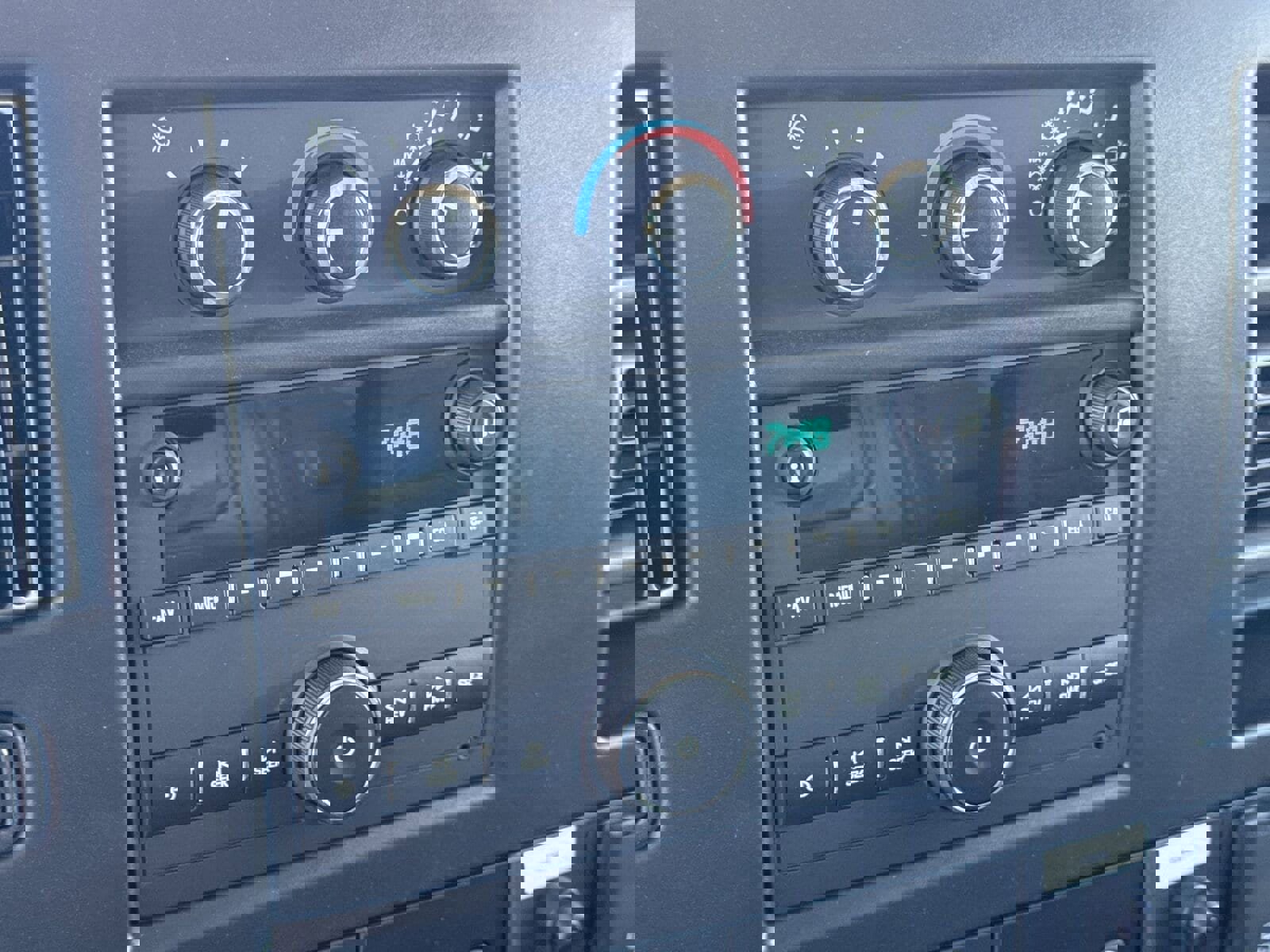 New 2024 Chevrolet Express 3500 w/ Power Convenience Package image 13