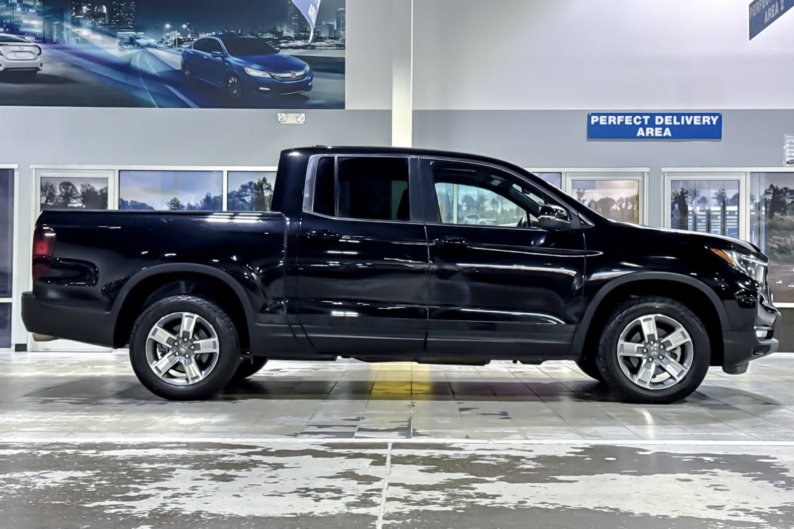 Used 2025 Honda Ridgeline RTL image 7