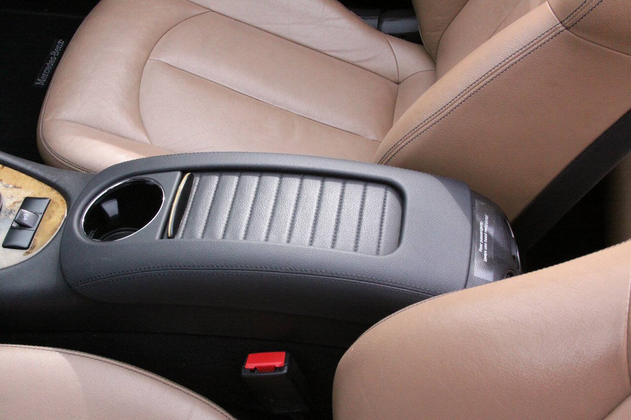 Used 2008 Mercedes-Benz CLK 550 Cabriolet image 26