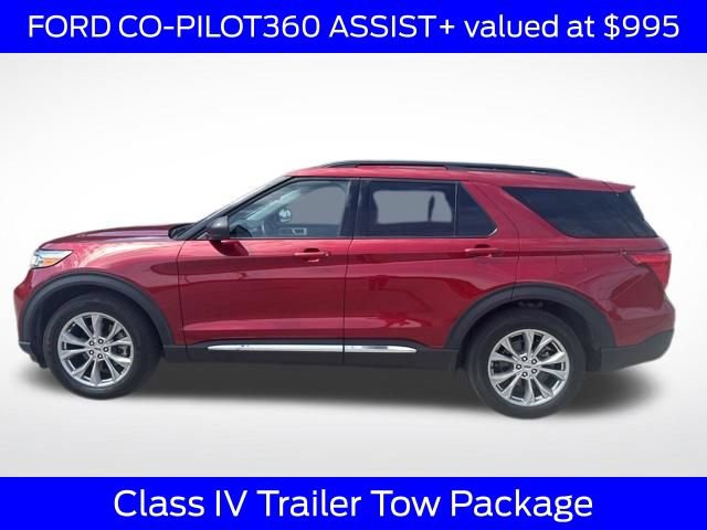 Used 2024 Ford Explorer XLT w/ Equipment Group 202A AWD/4WD image 7
