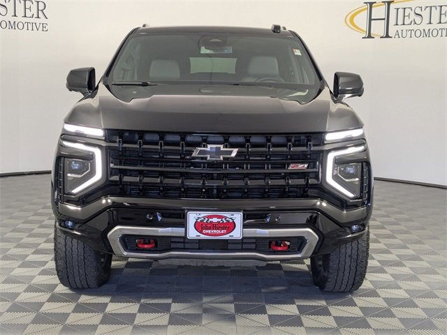 Certified 2025 Chevrolet Suburban Z71 image 3