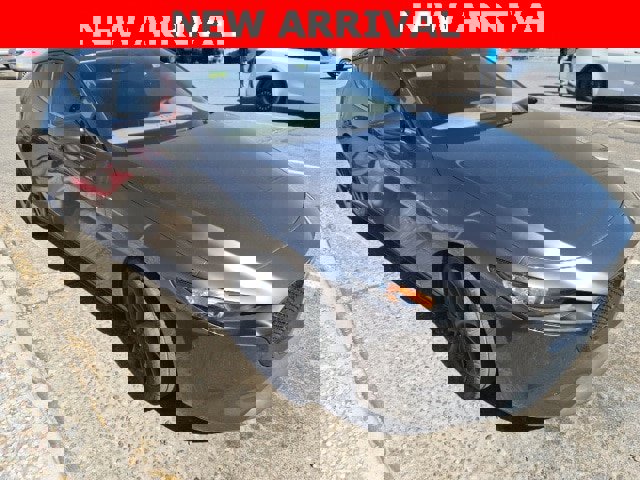 Used 2019 MAZDA MAZDA3 Hatchback w/ Preferred Package image 1