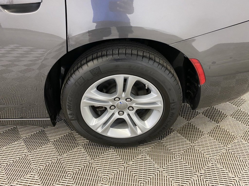 Used 2023 Dodge Charger SXT image 10