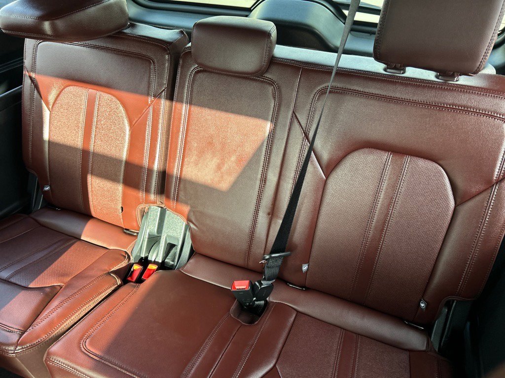 Used 2023 Ford Expedition Limited image 10