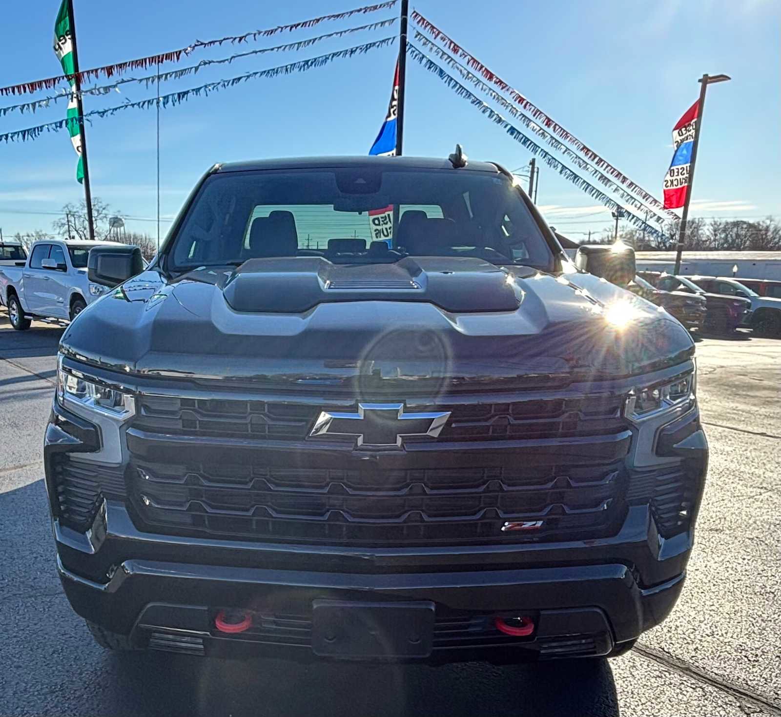 Used 2022 Chevrolet Silverado 1500 LT Trail Boss w/ LPO, Dark Essentials Package image 3