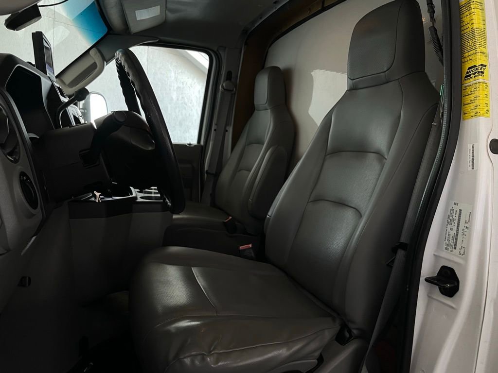 Used 2013 Ford E-450 and Econoline 450 Super Duty w/ PWR Locks & Windows Group RWD image 12