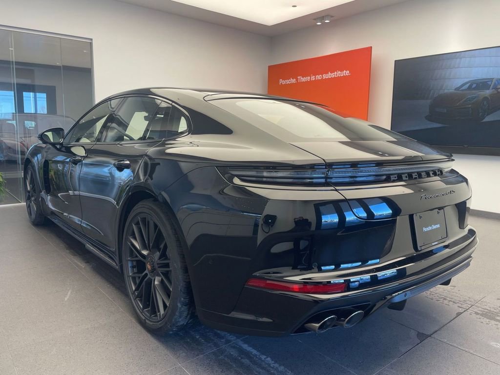 New 2026 Porsche Panamera GTS image 3