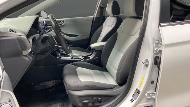Used 2020 Hyundai Ioniq SEL FWD image 9