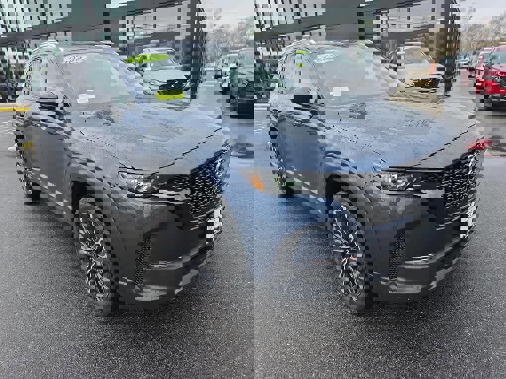 Used 2025 MAZDA CX-50 AWD 2.5 S w/ Premium Plus Pkg image 4