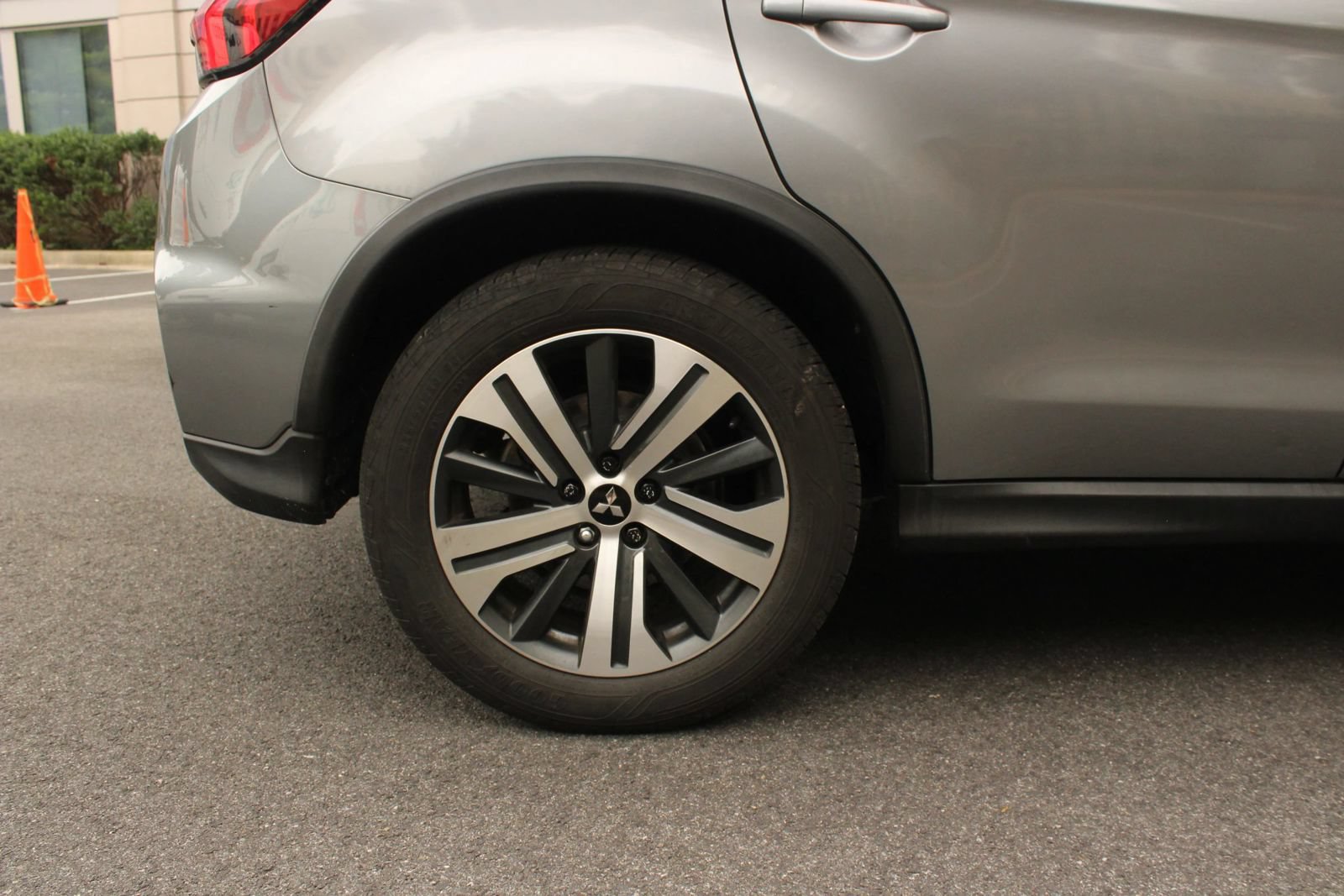 Used 2022 Mitsubishi Outlander Sport SE FWD image 5