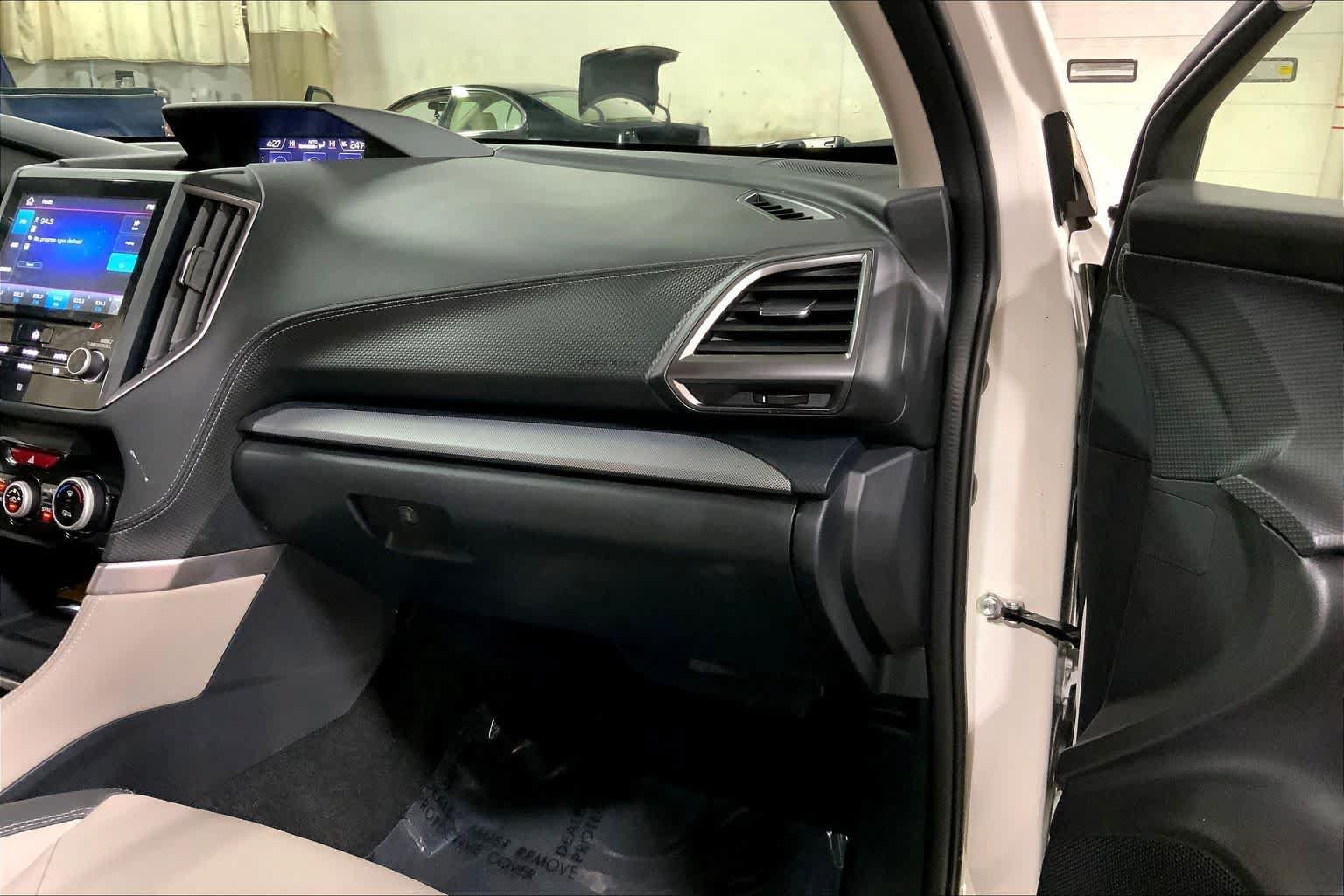 Used 2019 Subaru Forester Limited AWD/4WD image 18