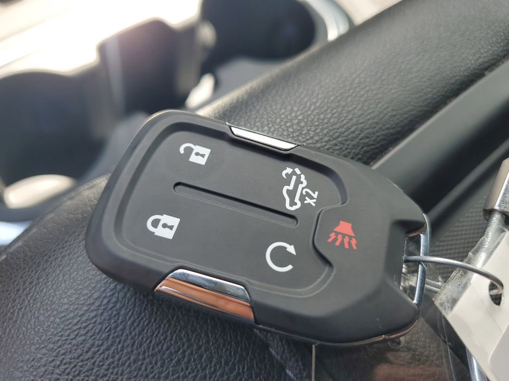 Used 2021 Chevrolet Silverado 1500 RST image 32