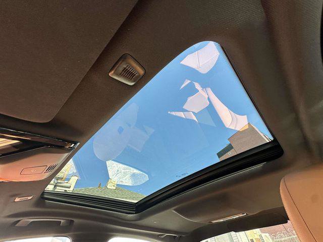 Used 2023 BMW 530i xDrive w/ Convenience Package image 33