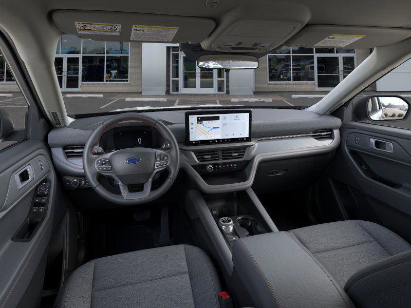 New 2026 Ford Explorer Active image 9