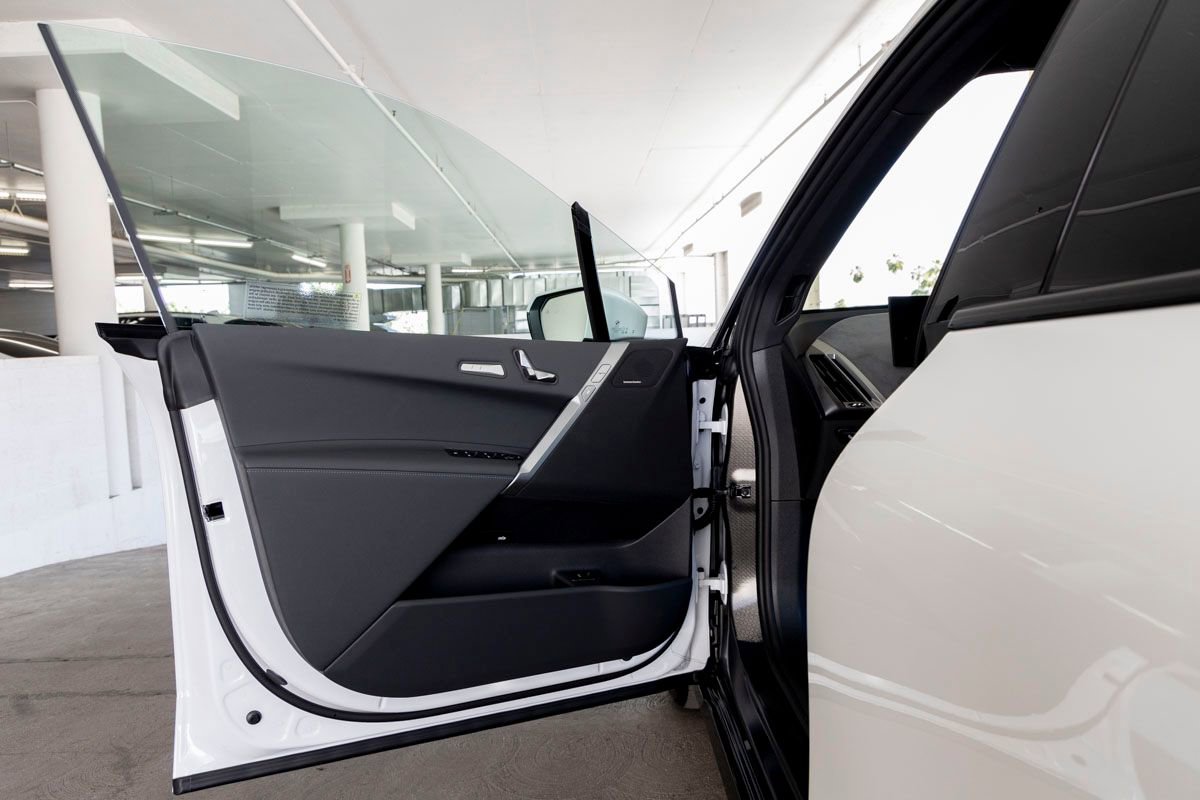 New 2026 BMW iX xDrive45 w/ M Sport Package image 13