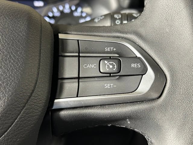 Used 2024 Jeep Compass Latitude AWD/4WD image 24