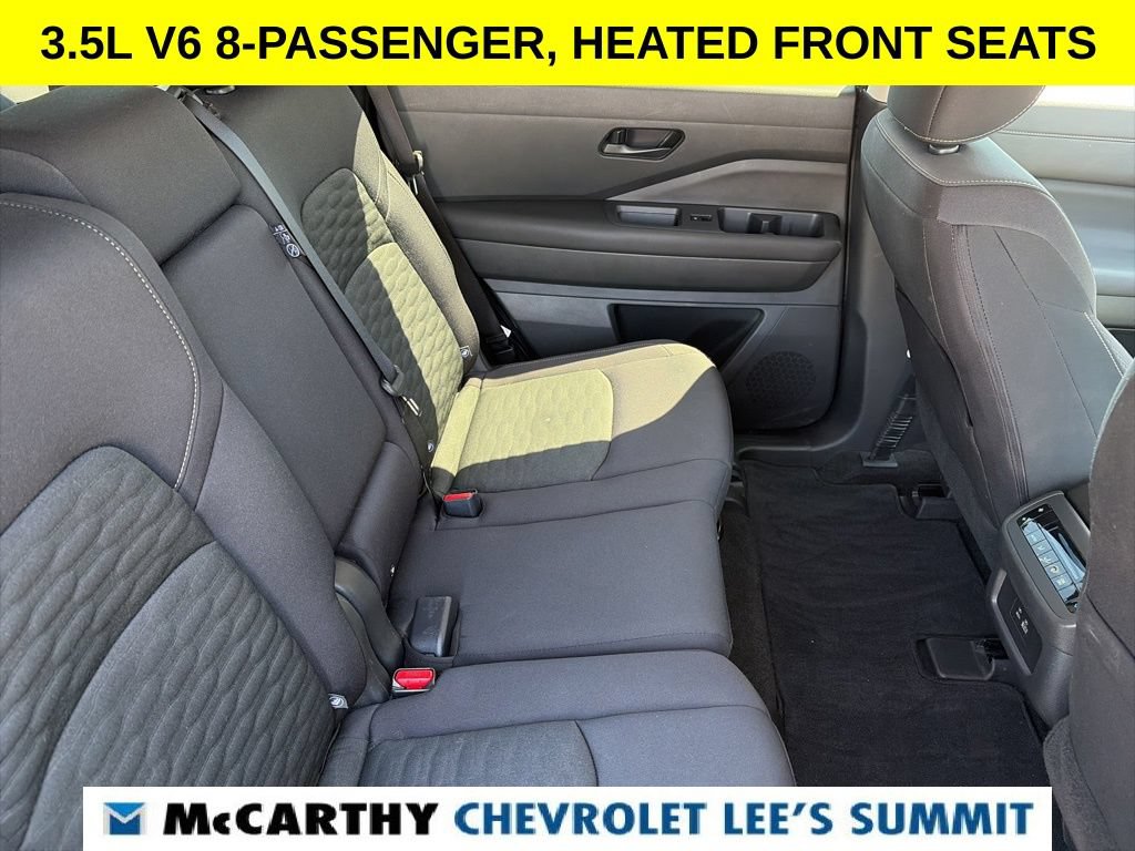 Used 2025 Nissan Pathfinder SV FWD image 37