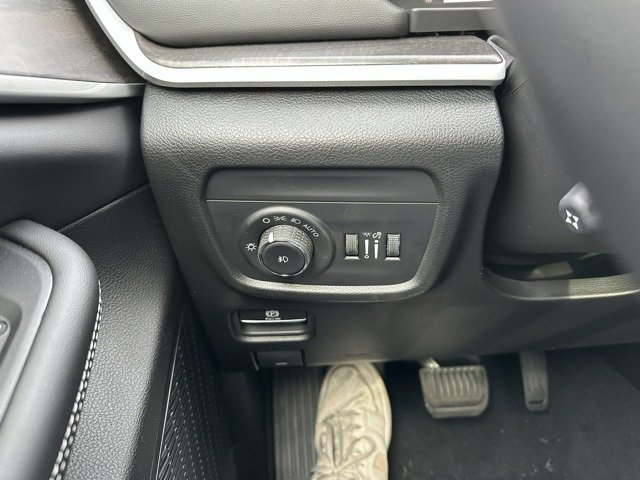 New 2026 Chrysler Pacifica Select image 25