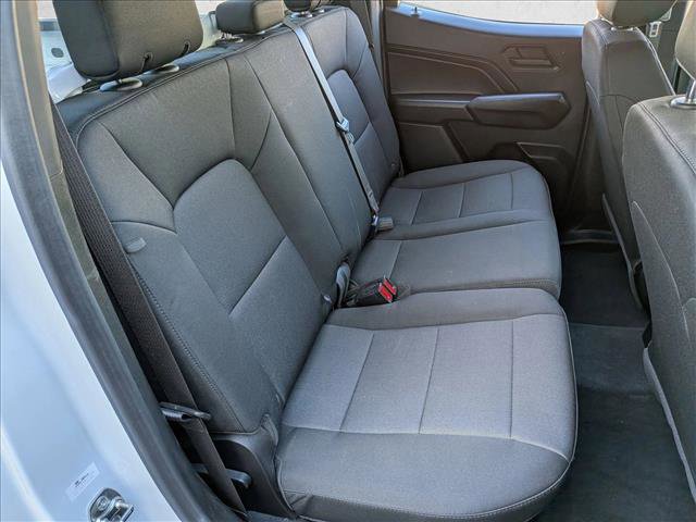 Used 2024 Chevrolet Colorado W/T image 18