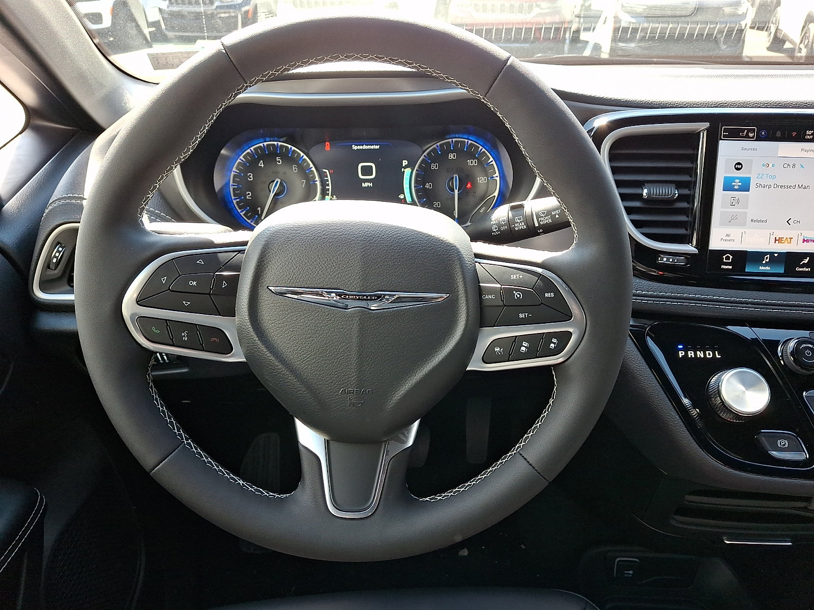 New 2026 Chrysler Pacifica Select FWD image 12