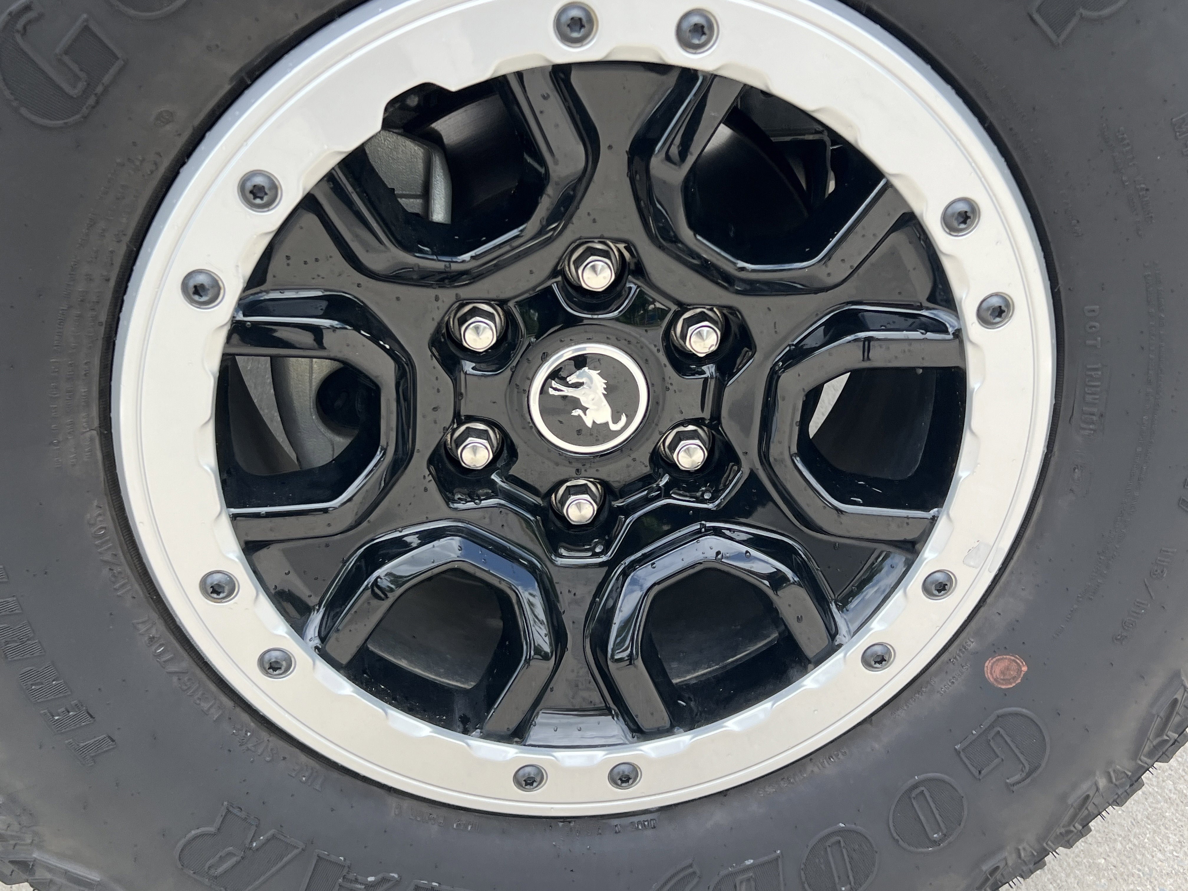 Used 2024 Ford Bronco Badlands AWD/4WD image 12