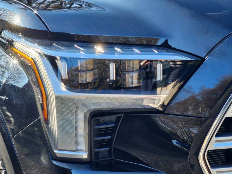 Used 2024 Toyota Sequoia Capstone image 18