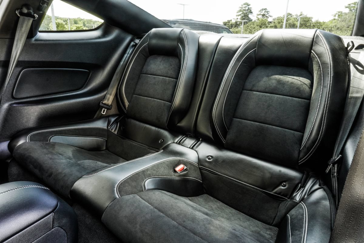 Used 2022 Ford Mustang Shelby GT500 w/ Technology Package RWD image 41