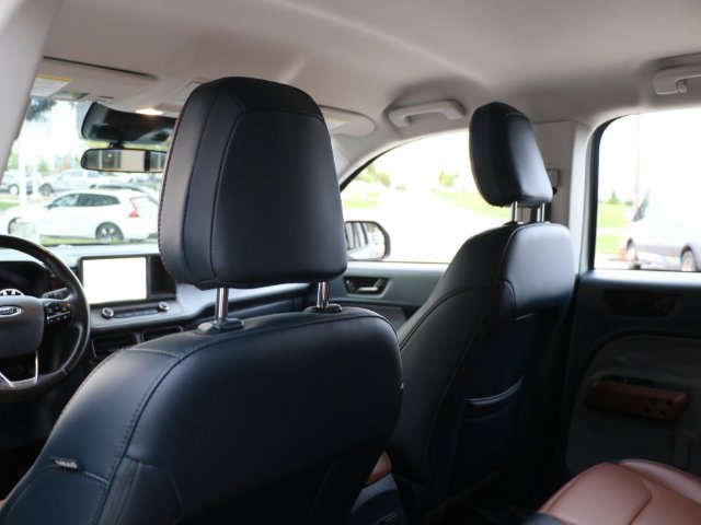 Used 2023 Ford Maverick Lariat w/ Lariat Luxury Package FWD image 17