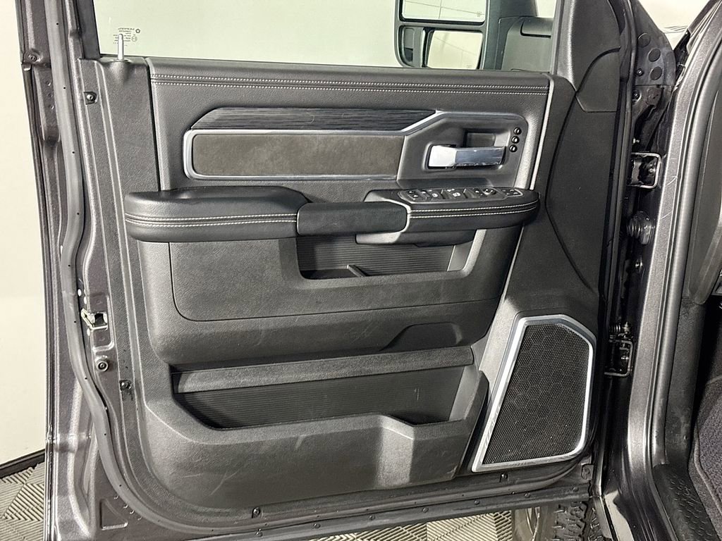 Certified 2024 RAM 2500 Laramie w/ Night Edition image 11