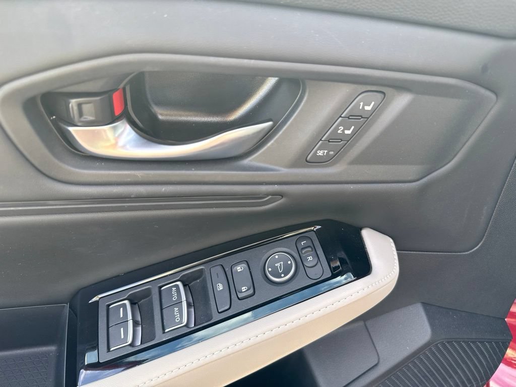 Used 2023 Honda Accord Touring image 15