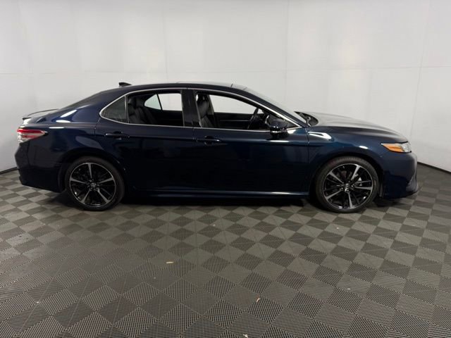 Used 2019 Toyota Camry XSE image 10