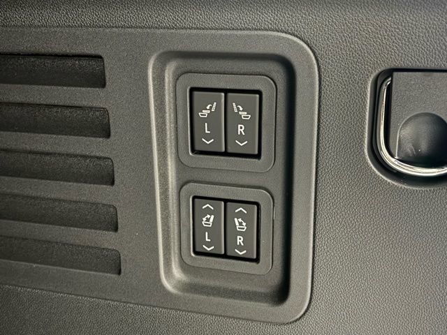 New 2026 Buick Enclave Avenir w/ Super Cruise Package image 13