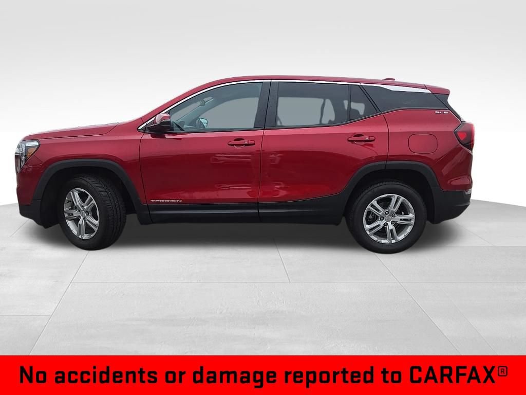 Certified 2023 GMC Terrain SLE AWD/4WD image 2