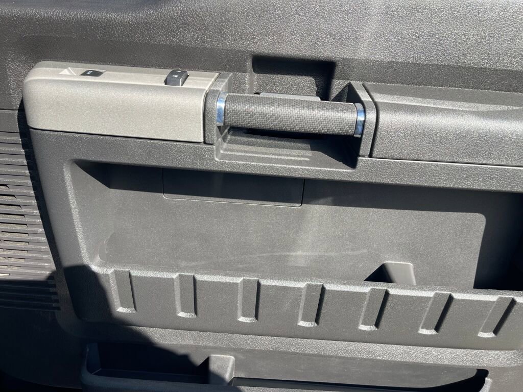 Used 2016 Ford F250 Lariat w/ Lariat Ultimate Package image 22