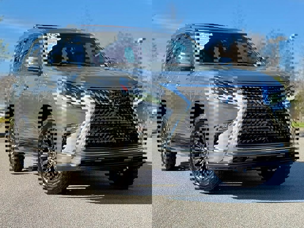 Certified 2023 Lexus GX 460 Premium w/ Premium Package image 2