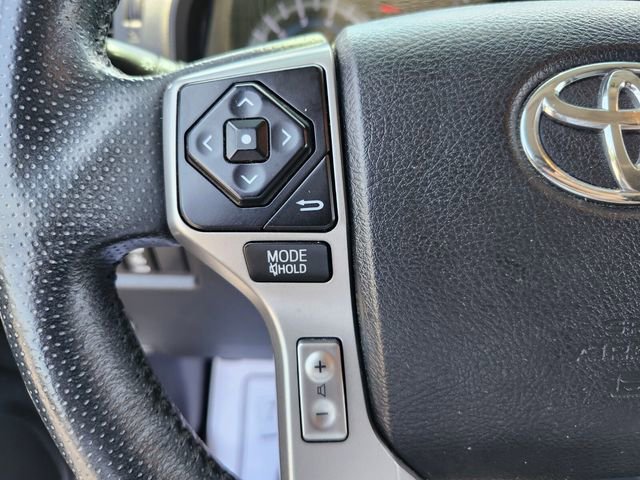 Used 2017 Toyota 4Runner SR5 Premium AWD/4WD image 33