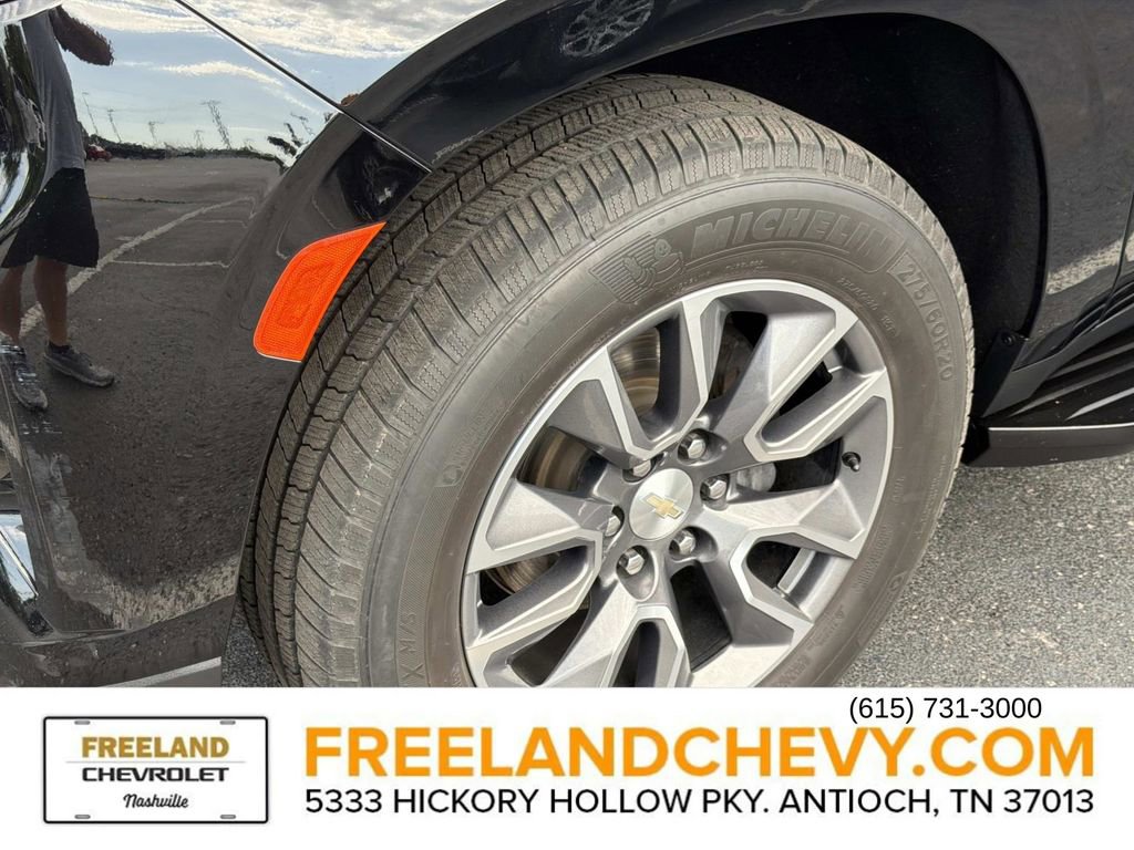 Used 2022 Chevrolet Tahoe LT w/ LT Signature Plus Package AWD/4WD image 9