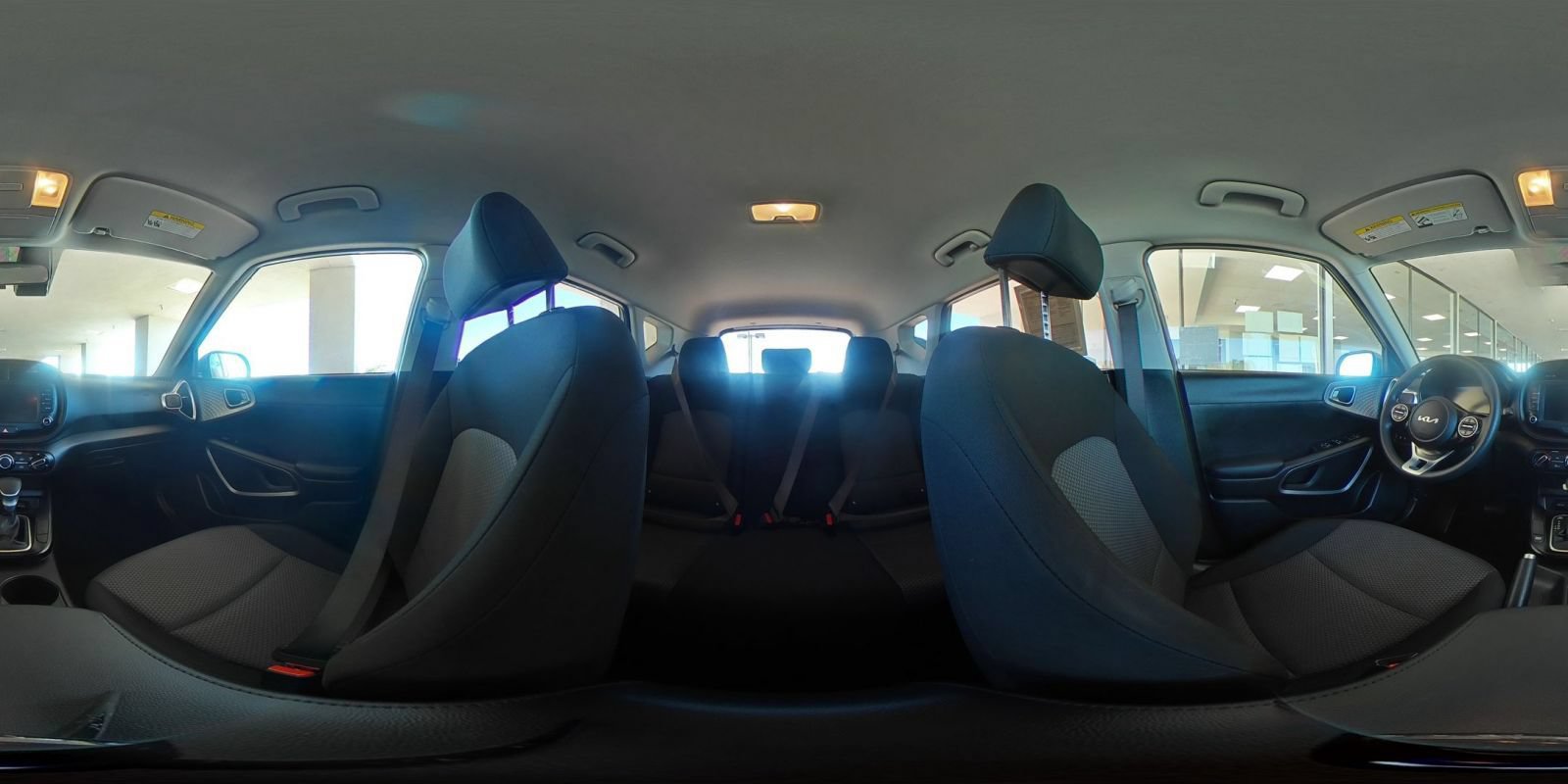 Used 2025 Kia Soul LX w/ LX Technology Package FWD image 42