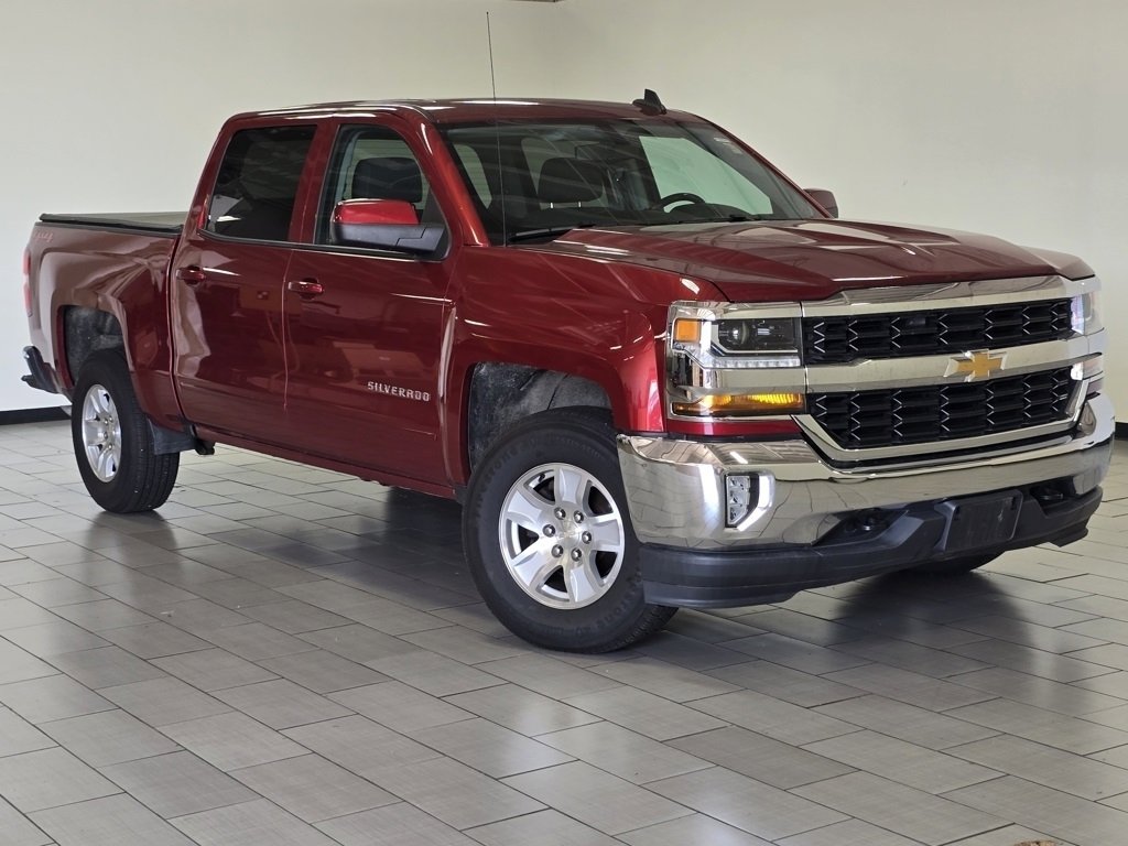 Used 2018 Chevrolet Silverado 1500 LT w/ All Star Edition image 2