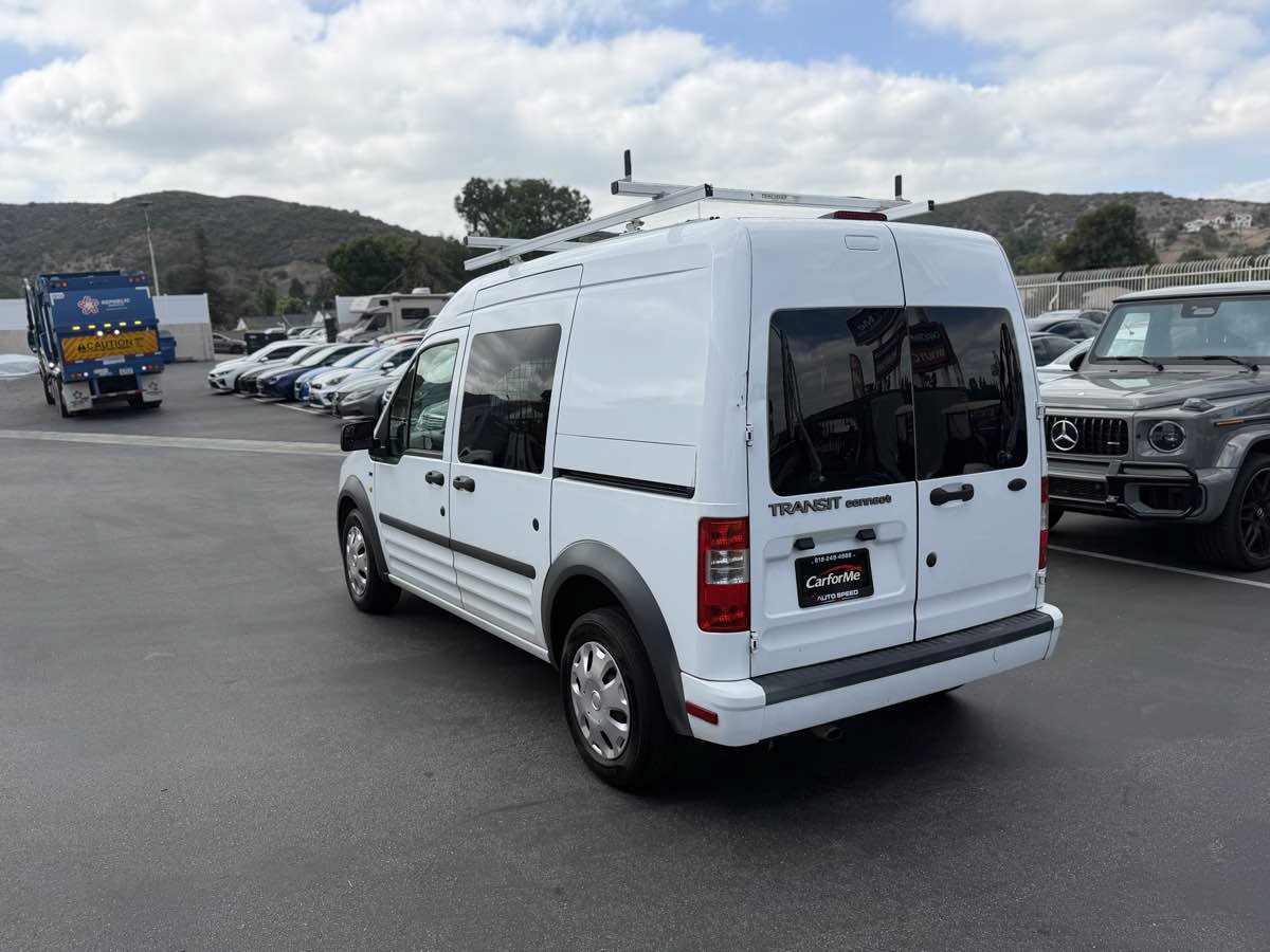 Used 2011 Ford Transit Connect XLT FWD image 4