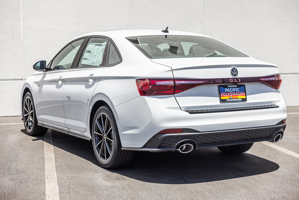 New 2027 Volkswagen Jetta GLI Autobahn FWD image 3