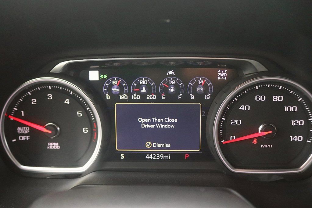 Used 2021 Chevrolet Tahoe Premier w/ Premium Package AWD/4WD image 21