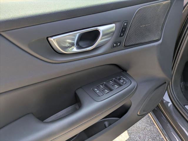 Used 2024 Volvo S60 B5 Plus w/ Climate Package AWD/4WD image 11